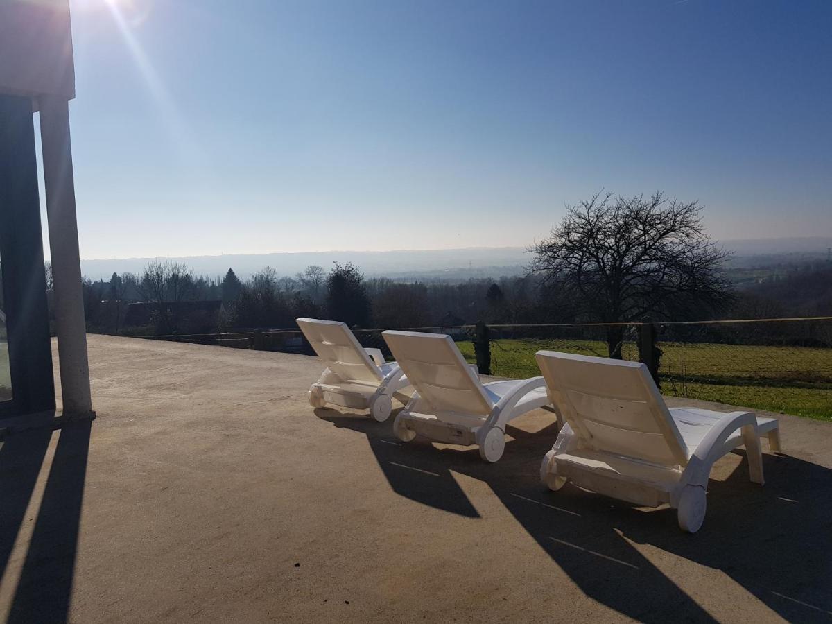 Saint-Pois Magnifique Villa Avec Piscine Interieure מראה חיצוני תמונה