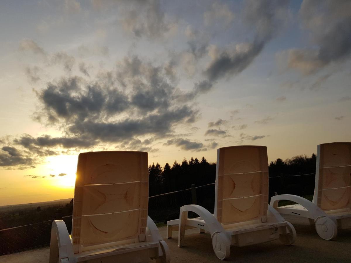 Saint-Pois Magnifique Villa Avec Piscine Interieure מראה חיצוני תמונה