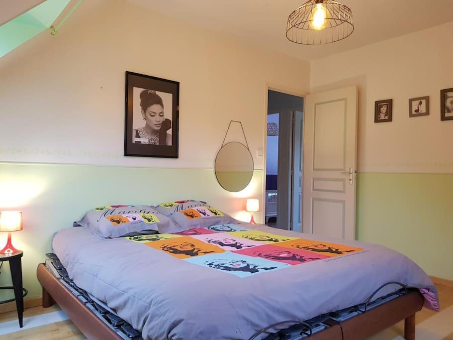 Saint-Pois Magnifique Villa Avec Piscine Interieure מראה חיצוני תמונה