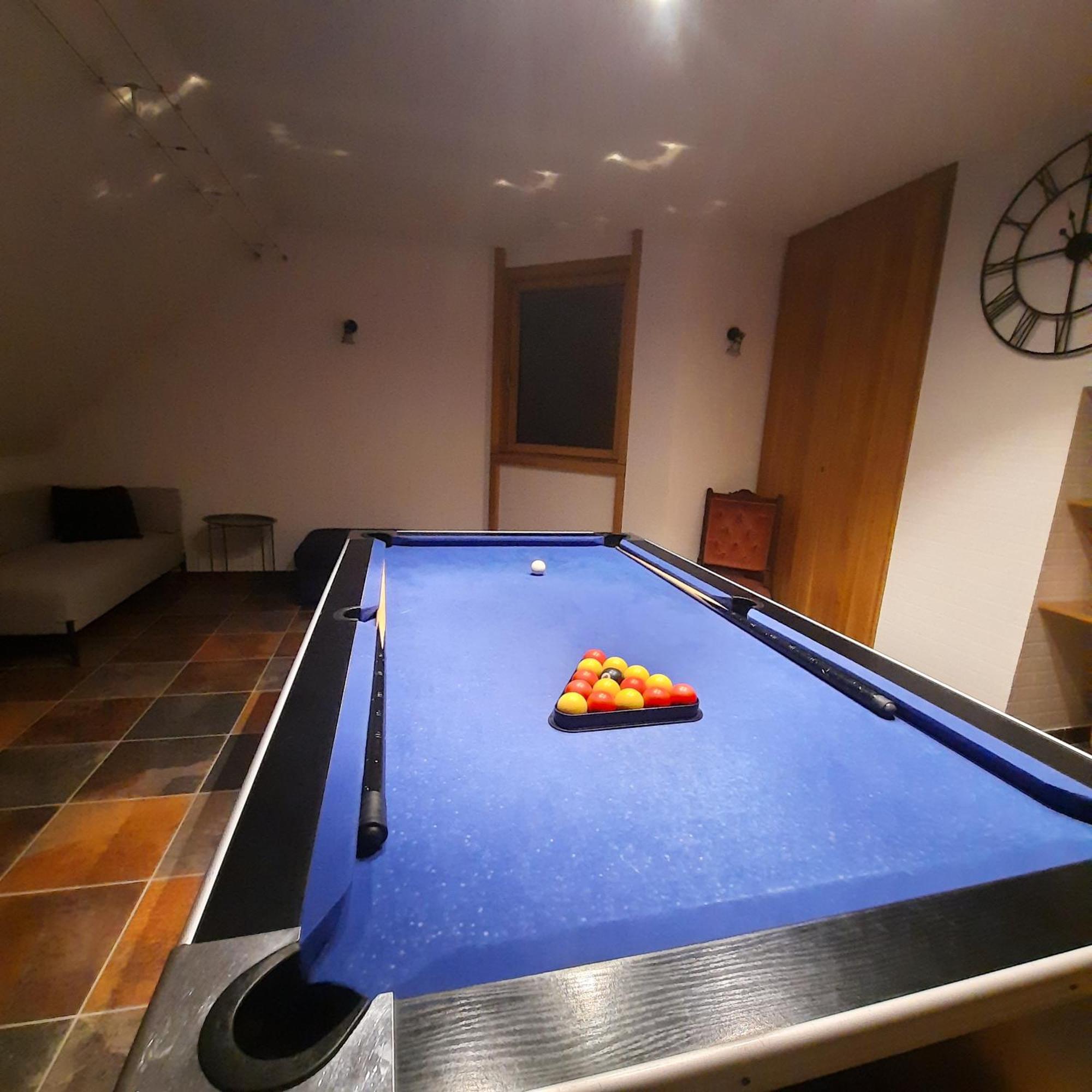 Saint-Pois Magnifique Villa Avec Piscine Interieure מראה חיצוני תמונה