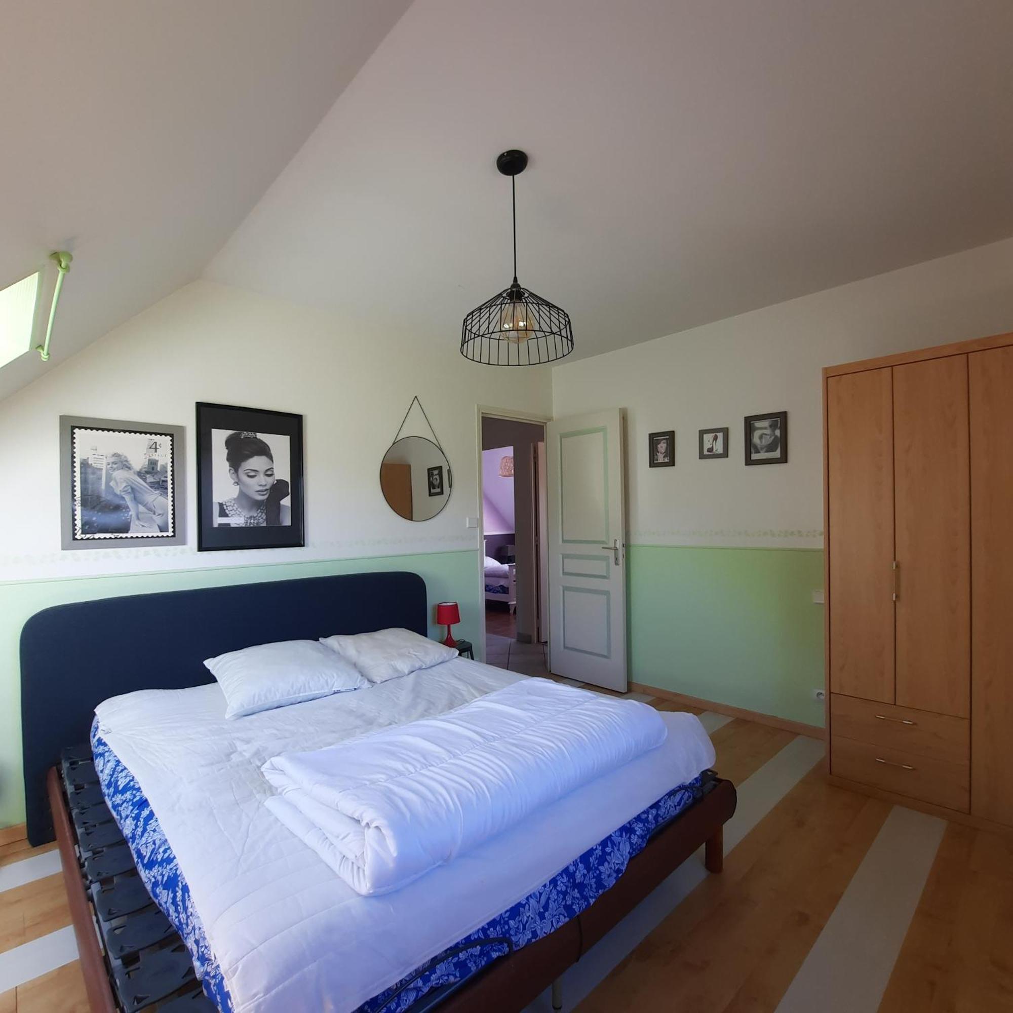 Saint-Pois Magnifique Villa Avec Piscine Interieure מראה חיצוני תמונה