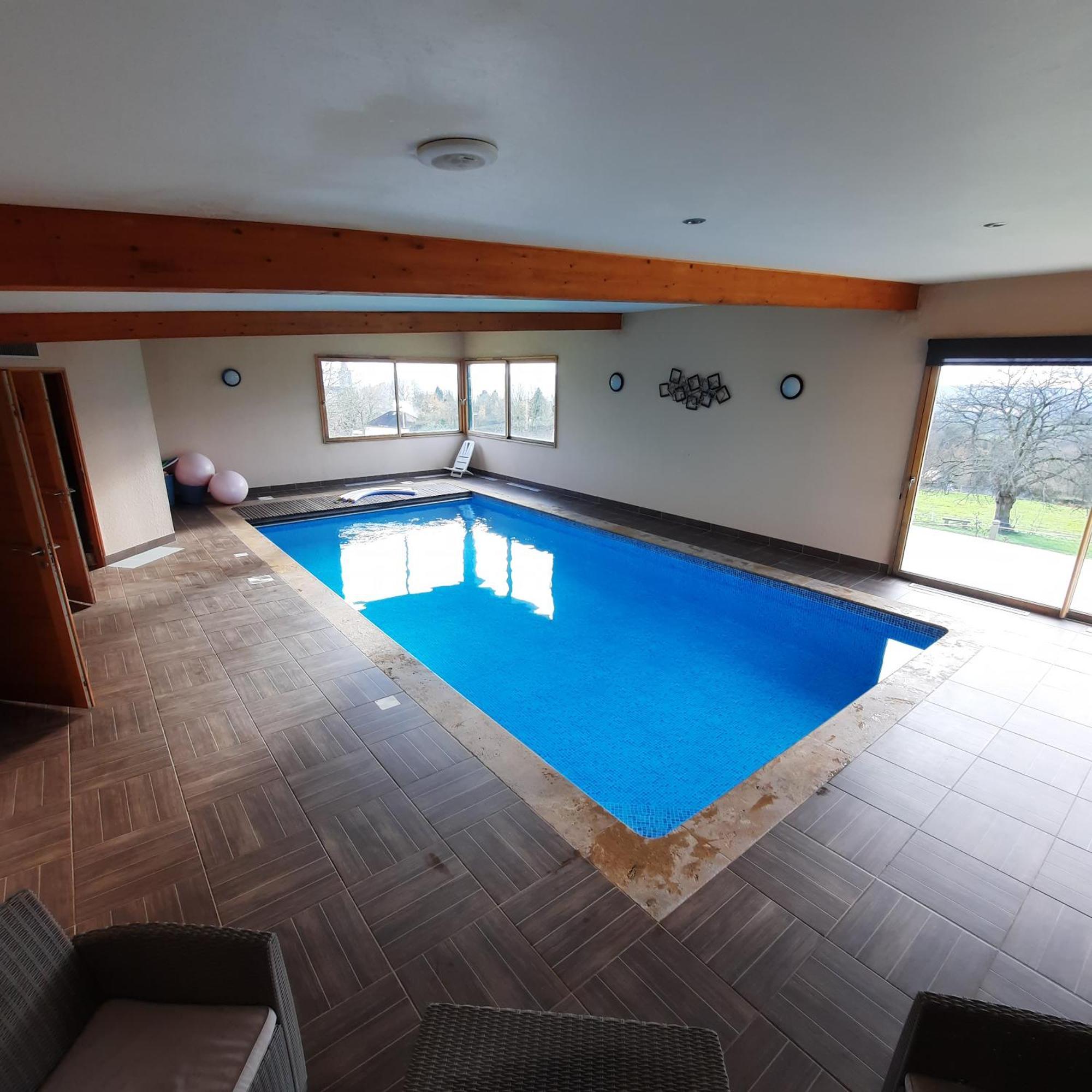 Saint-Pois Magnifique Villa Avec Piscine Interieure מראה חיצוני תמונה